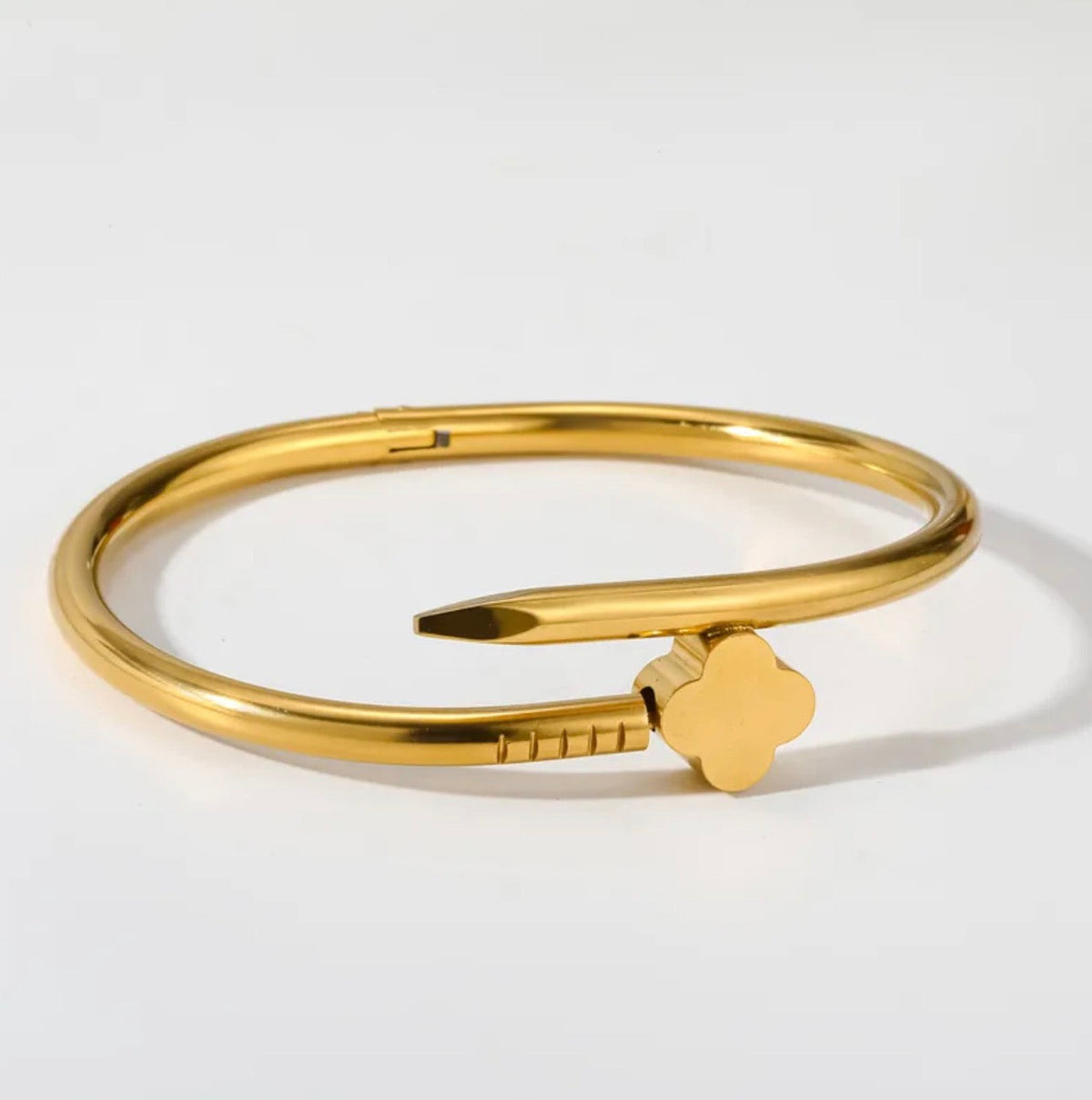THE GOLDEN BLOOM BANGLE